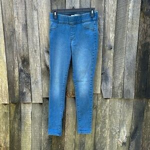 Old Navy Super Skinny Mid Rise Jegging Jean size 2